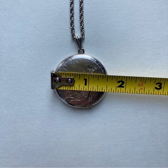 Vintage Signed Sterling Silver Locket Necklace - Picture 10 of 10